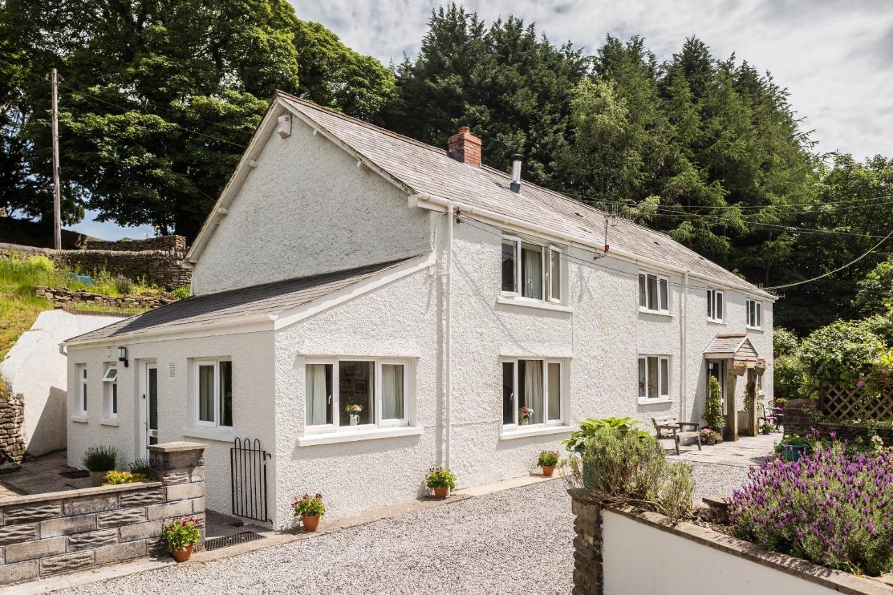 2 Tan Yr Eglwys Villa Pontardawe Exterior foto