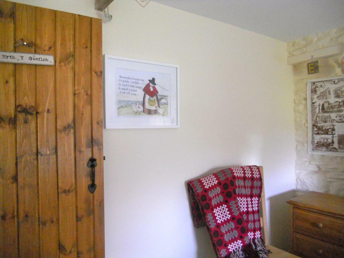 2 Tan Yr Eglwys Villa Pontardawe Exterior foto